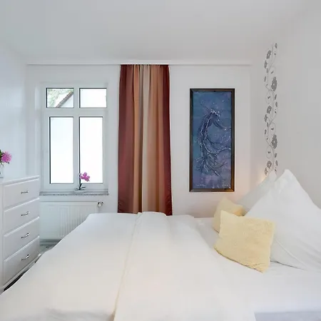 K5 Strandstraße 2 *